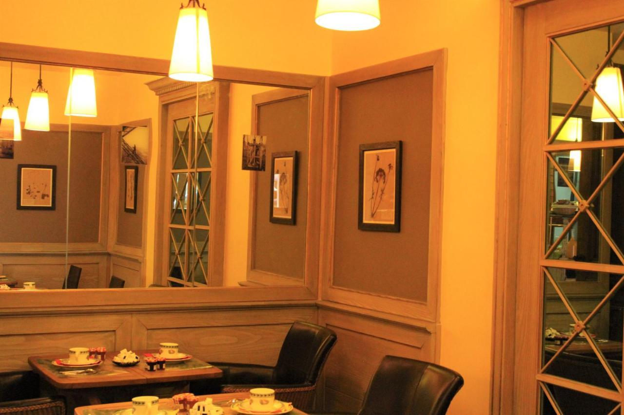 Hotel Relais Monceau Paris Exterior photo